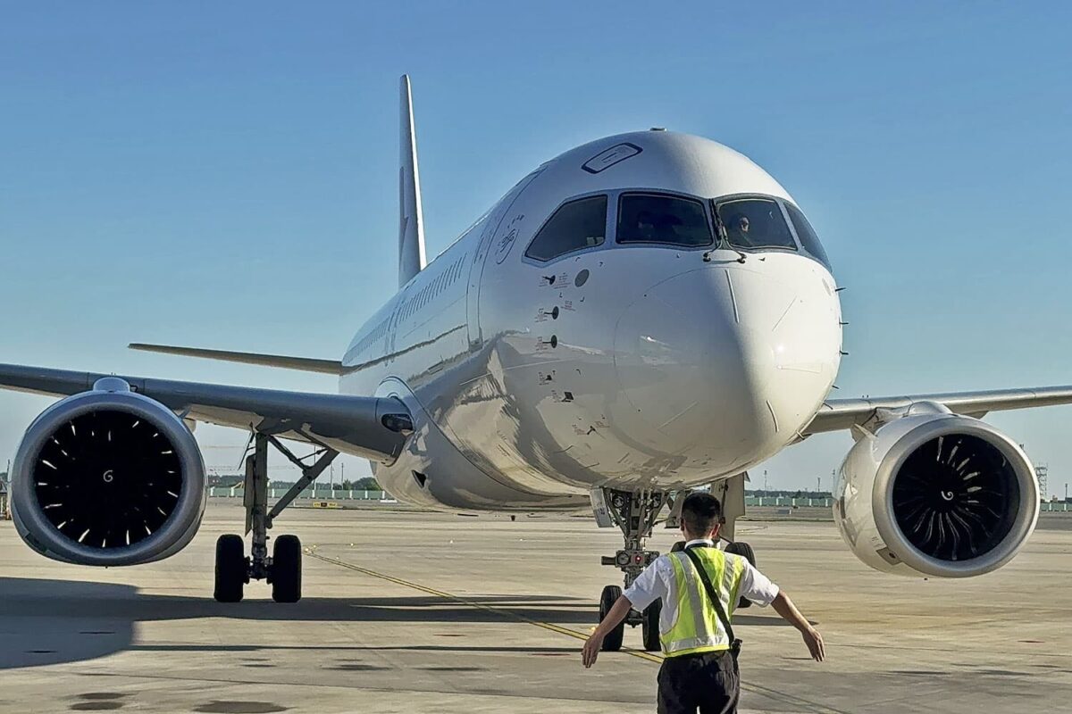 Há mais de 300 pedidos firmes do C919 só com as três maiores companhias do país