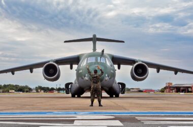 O KC-390 foi novamente acionado para combater incêndios