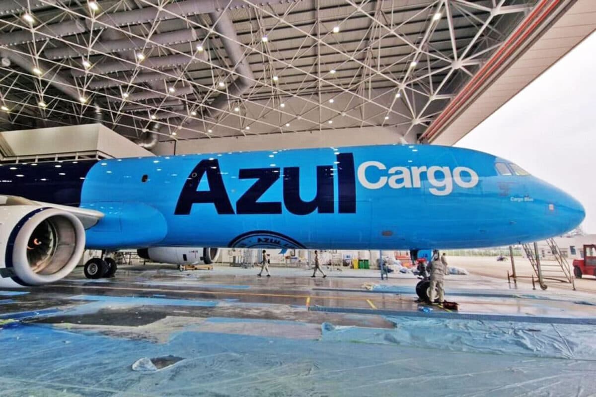 Aeronave estreará nova pintura em dois tons de azul