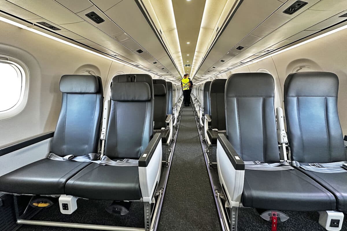 Cabine do E195-E2 Tech Eagle (Embraer)