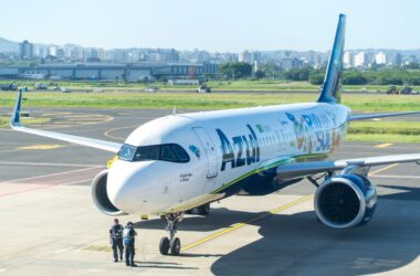 Airbus A320 da Azul em Porto Alegre (Azul)