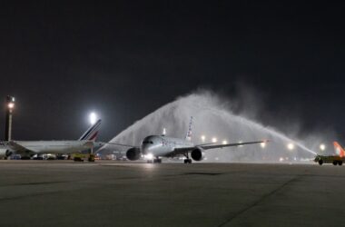 Voo inaugural Rio-Dallas foi feito com um Boeing 777-200 (RIOgaleão)