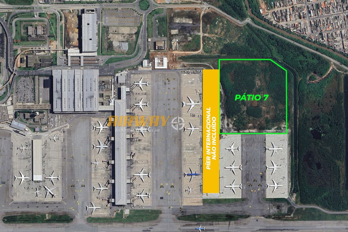 Em verde, a extensão do pátio de aeronaves 7 e no detalhe amarelo, onde ficaria um novo píer para grandes aviões (GE)