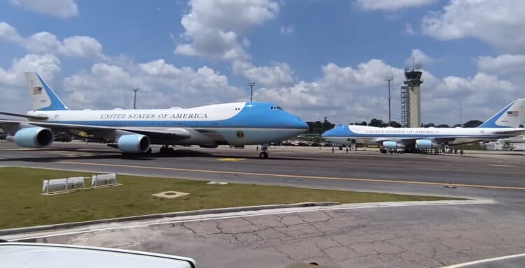 Biden veio ao Brasil com os dois Boeing 747-200 VC-25A (Aviação Amazônia)