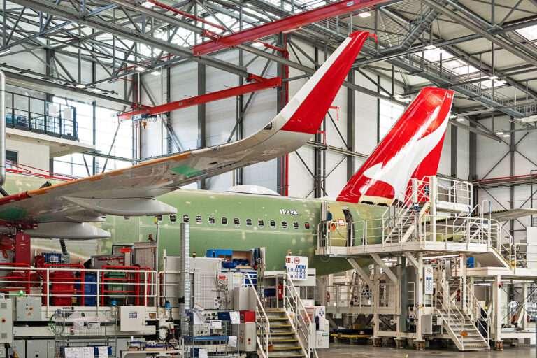 A321XLR da Qantas em montagem final na Airbus