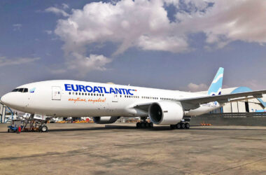 O Boeing 777-200 CS-TSX da euroAtlantic