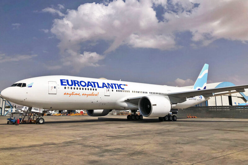 O Boeing 777-200 CS-TSX da euroAtlantic