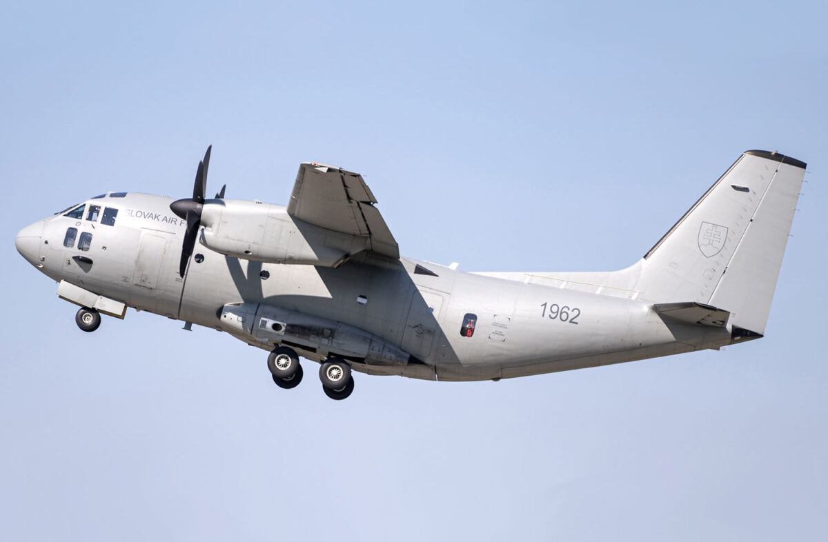 Um dos dois C-27J da Eslováquia