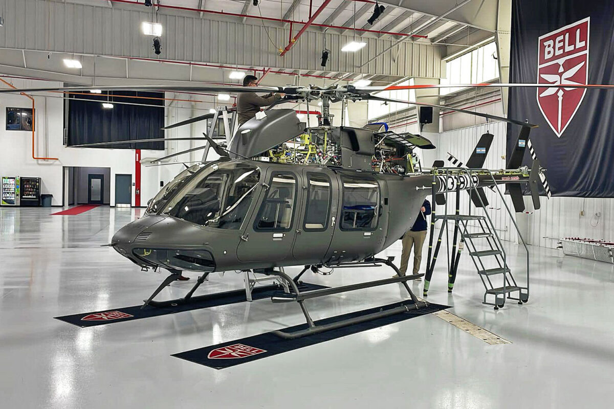 Os dois Bell 407GXi entregues para o Exército Argentino em dezembro