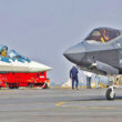 Caças F-35 e Su-57 na Aero India 2025